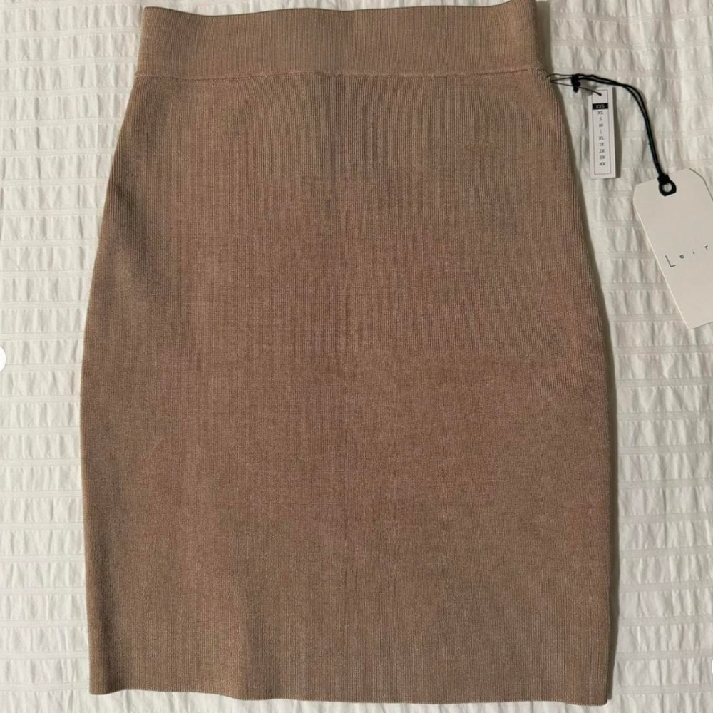 knit mini skirt